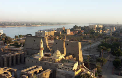 Tempio di Luxor, fiume Nilo, Egitto